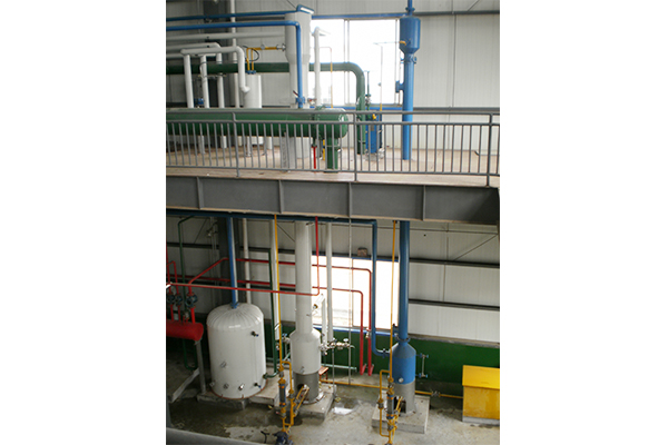 Paraffin Analysis Tower